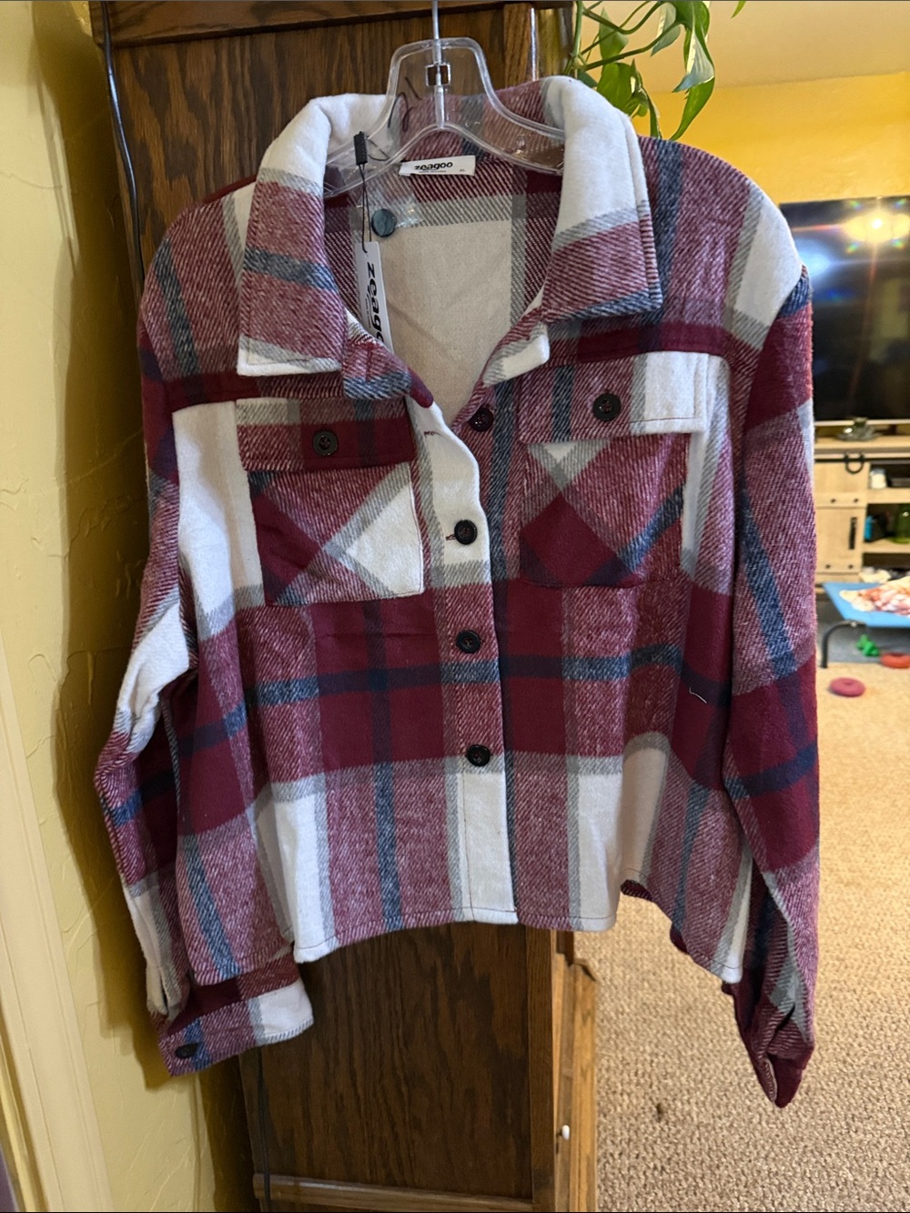 NWT flannel shacket size xl. Cropped fit. Super soft